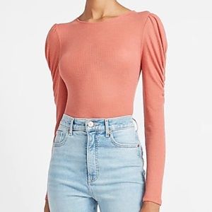 Express Ruched Puff Sleeve Tee Large
Color: Coral Blush. Worn 2x